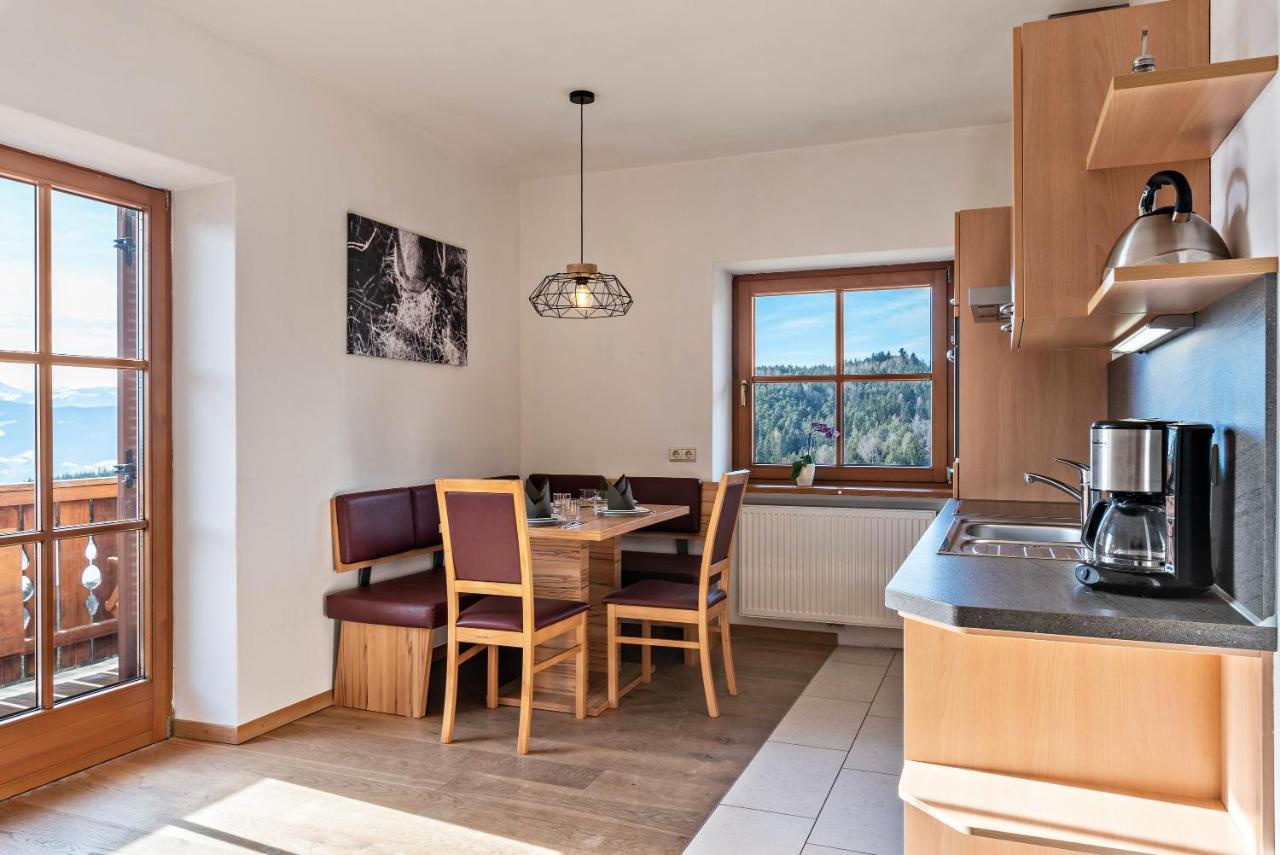 Alpin Farm Linde - Oberweidacherhof Collalbo Bagian luar foto