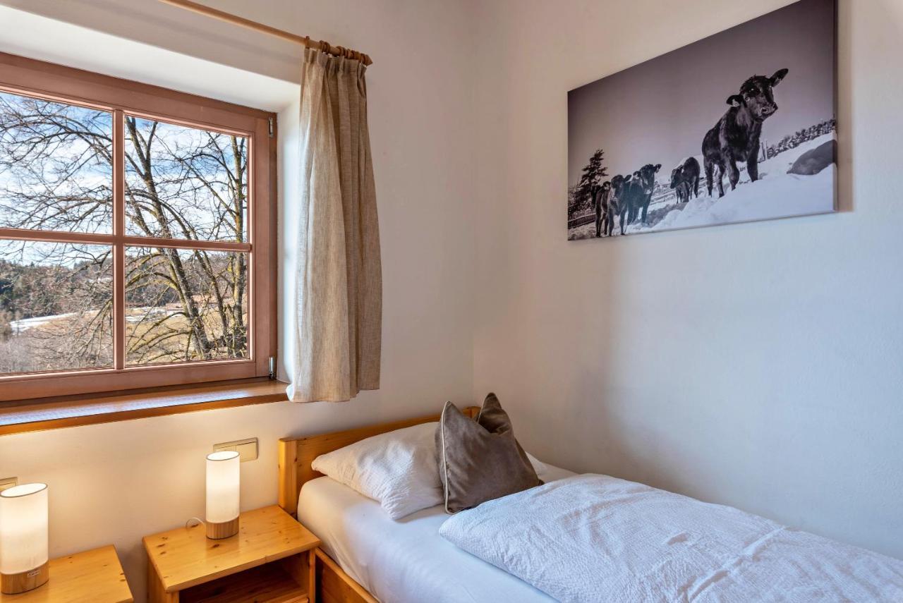 Alpin Farm Linde - Oberweidacherhof Collalbo Bagian luar foto